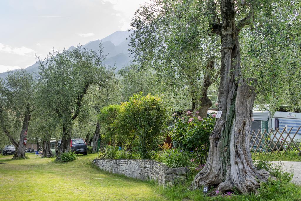 Monja Camping Village Brenzone sul Garda Exterior foto